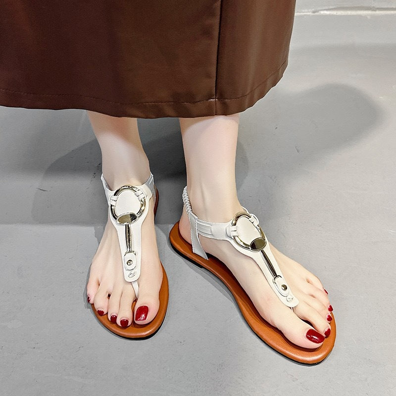 Flat Sandals with Siamese Peep-Toe Design