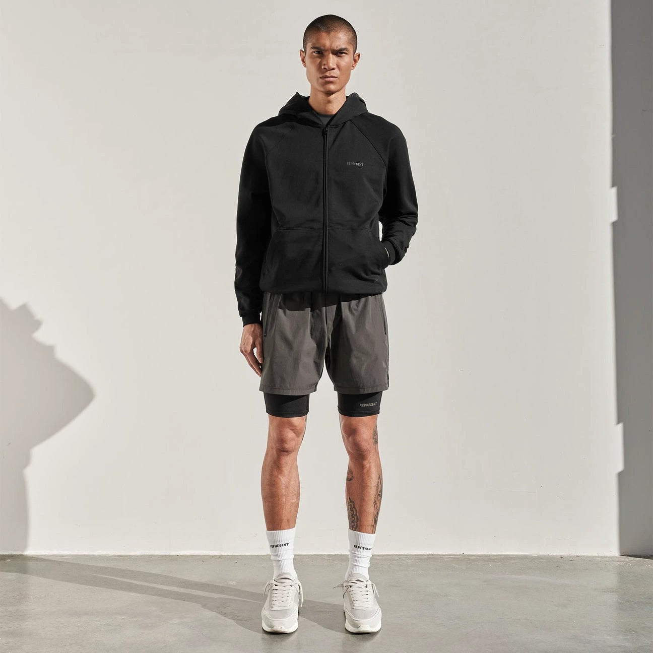 Training Shorts in Loose-Fit Outdoor Style