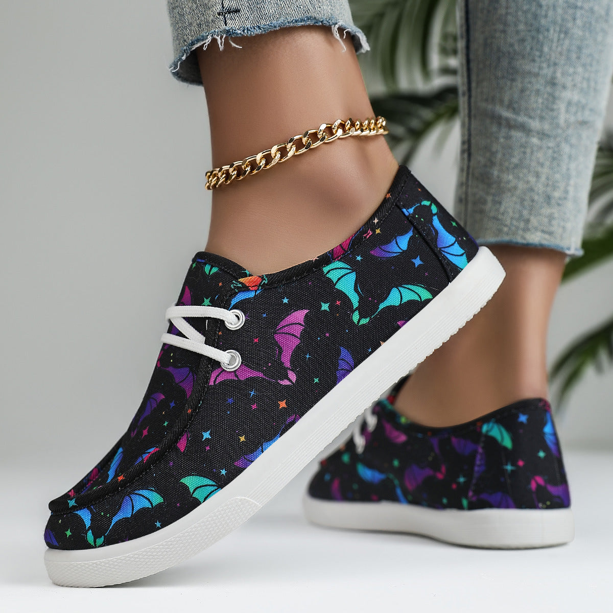 Bat-Pattern Lace-Up Low-Top Flat Shoes