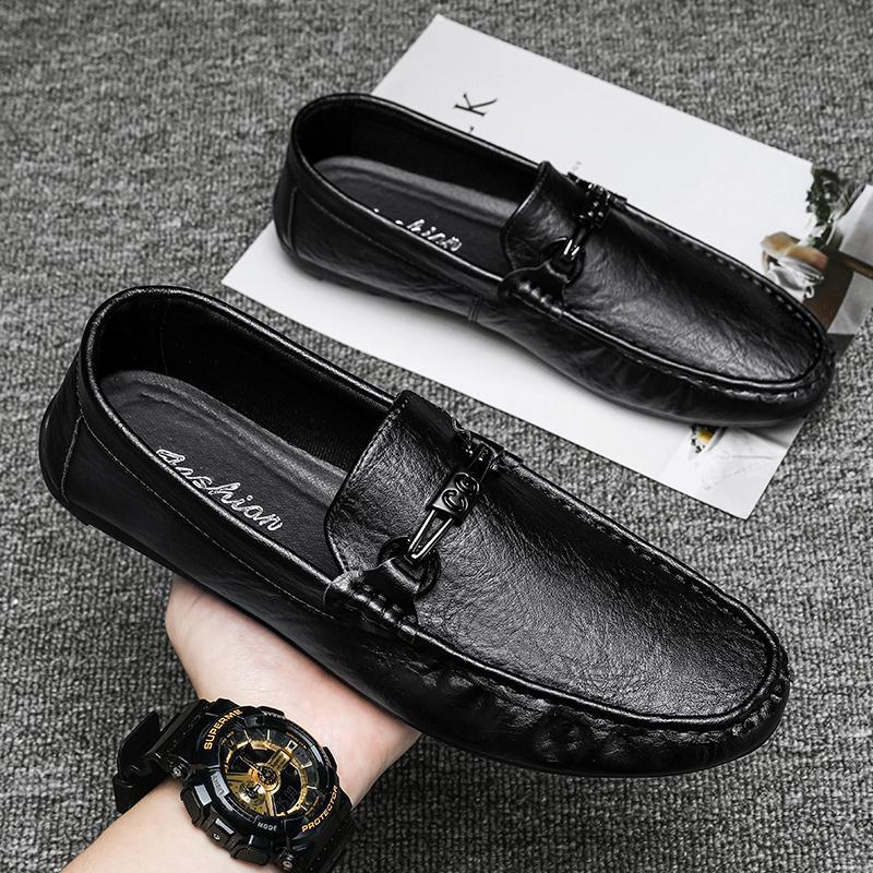 Slip-On Leather Shoes in Casual Style