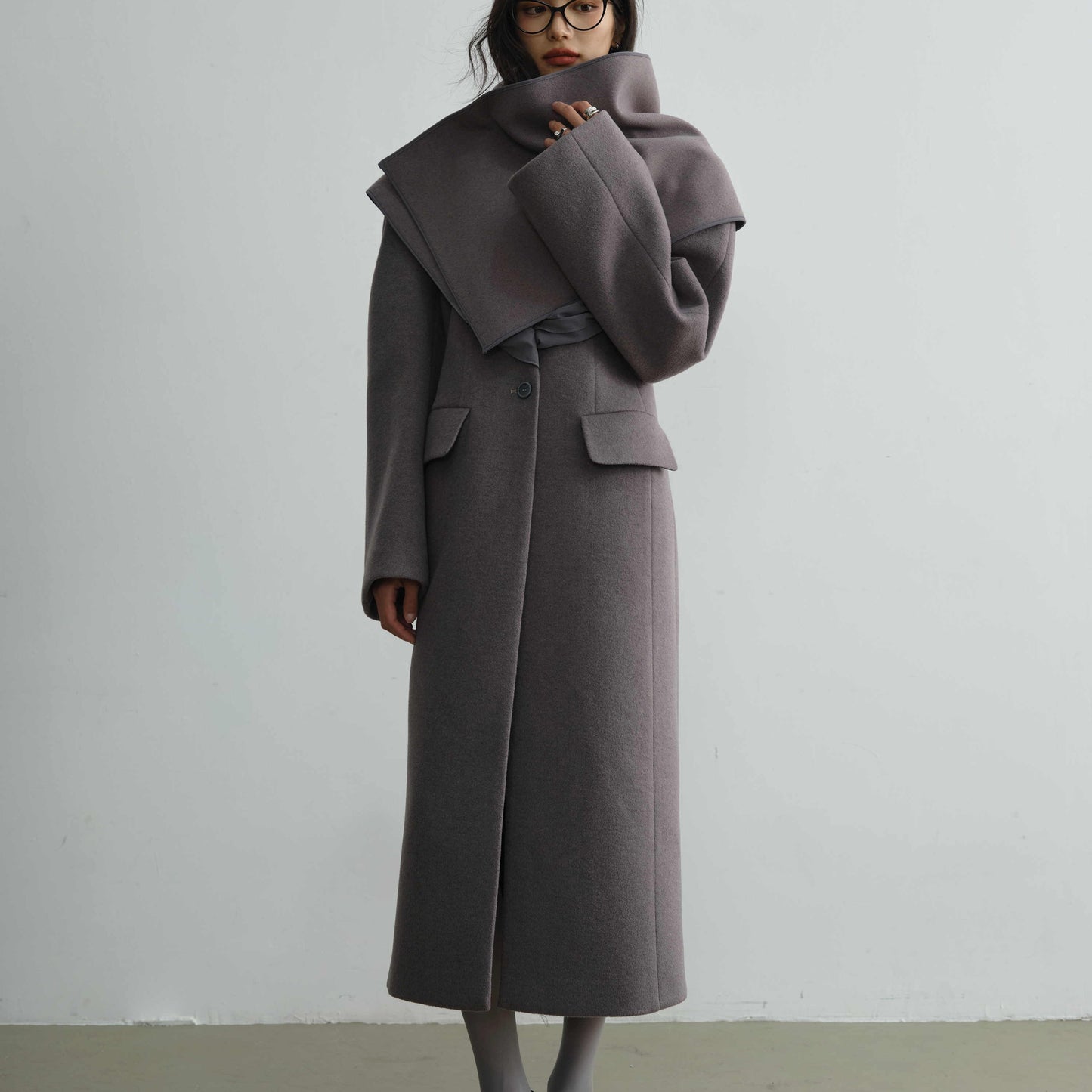 Wool Coat with Silk-Like Spliced Scarf