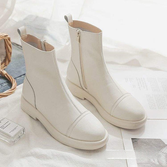 Boots with Stretchy Figure-Flattering Fit