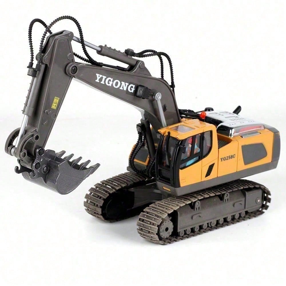 11 Channel Alloy RC Excavator With 2.4GHz & 680° Rotation