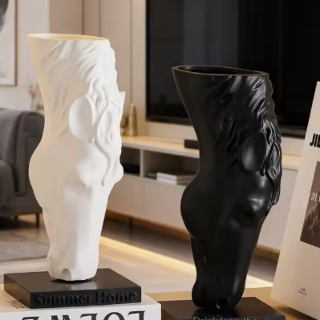 Horse Head Sculpture in Nordic Art Style